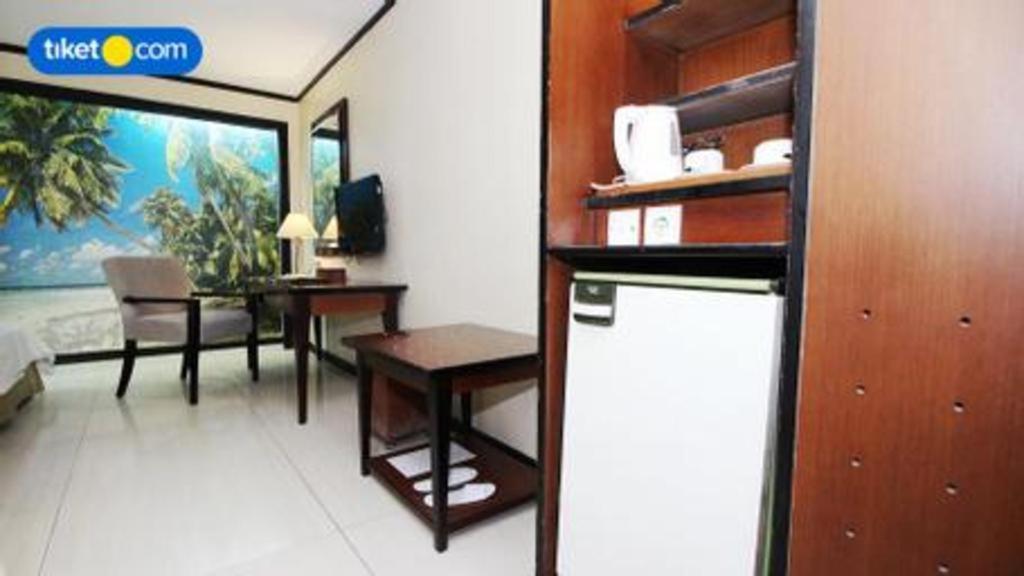 Makassar Golden Hotel Экстерьер фото