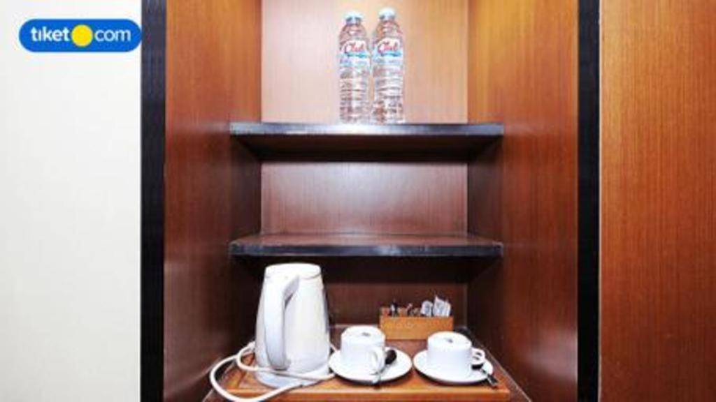 Makassar Golden Hotel Экстерьер фото