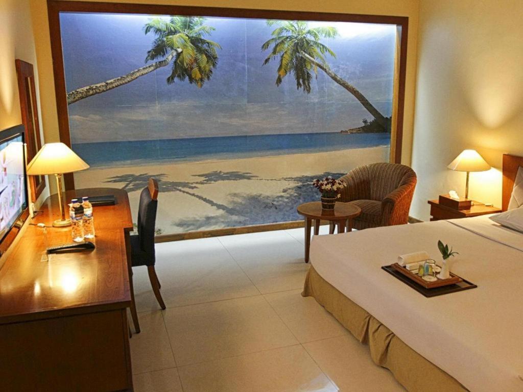 Makassar Golden Hotel Экстерьер фото